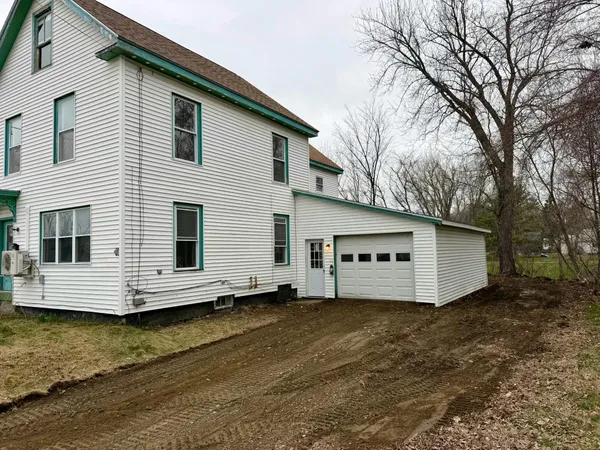 $264,900 | 161 Waverly Avenue, Pittsfield, ME 04967