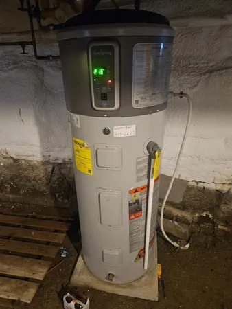 $264,900 | 161 Waverly Avenue, Pittsfield, ME 04967