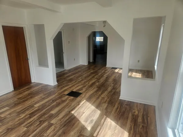 $264,900 | 161 Waverly Avenue, Pittsfield, ME 04967