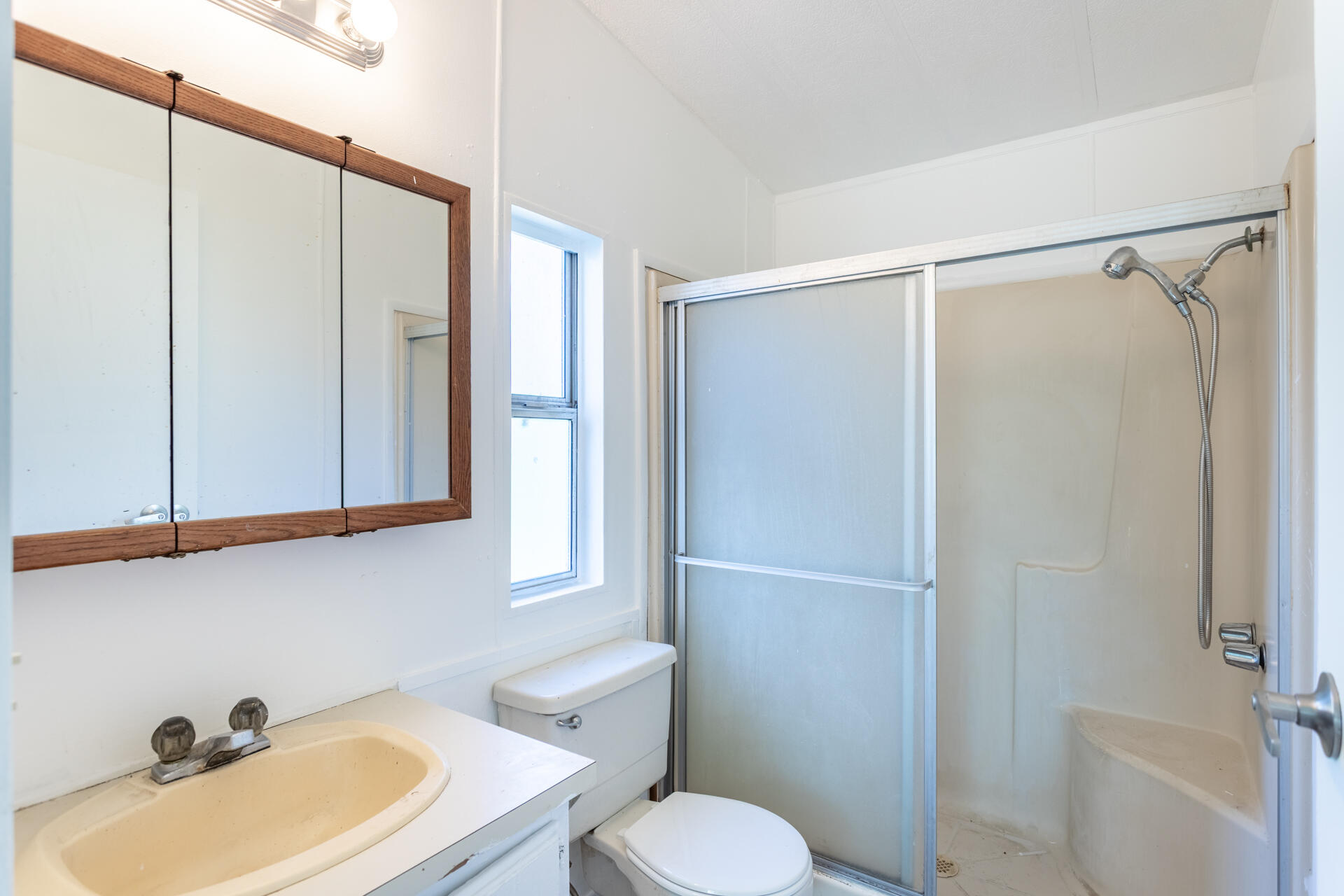 19964 Riverside Avenue, Unit 65 Anderson, CA 96007 - Photo 6 of 18 IMG_2022-HDR