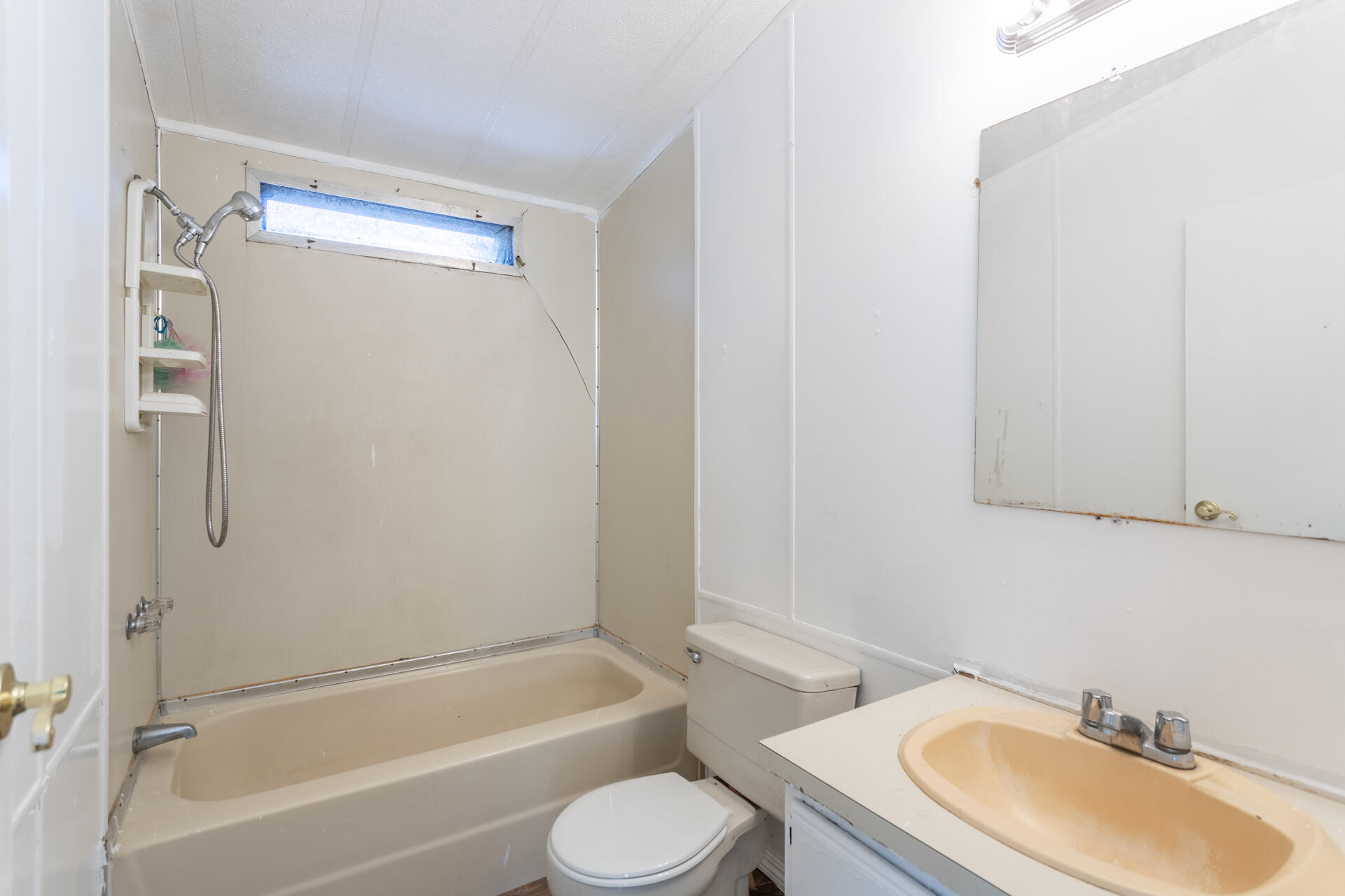 19964 Riverside Avenue, Unit 65 Anderson, CA 96007 - Photo 8 of 18 IMG_2016-HDR