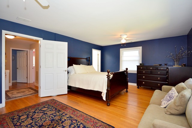 205 North Delaplaine Road Riverside, IL 60546 - Photo 14 of 25