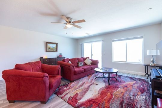 930 West Sullivan Avenue Ridgecrest, CA 93555 - Photo 12 of 29