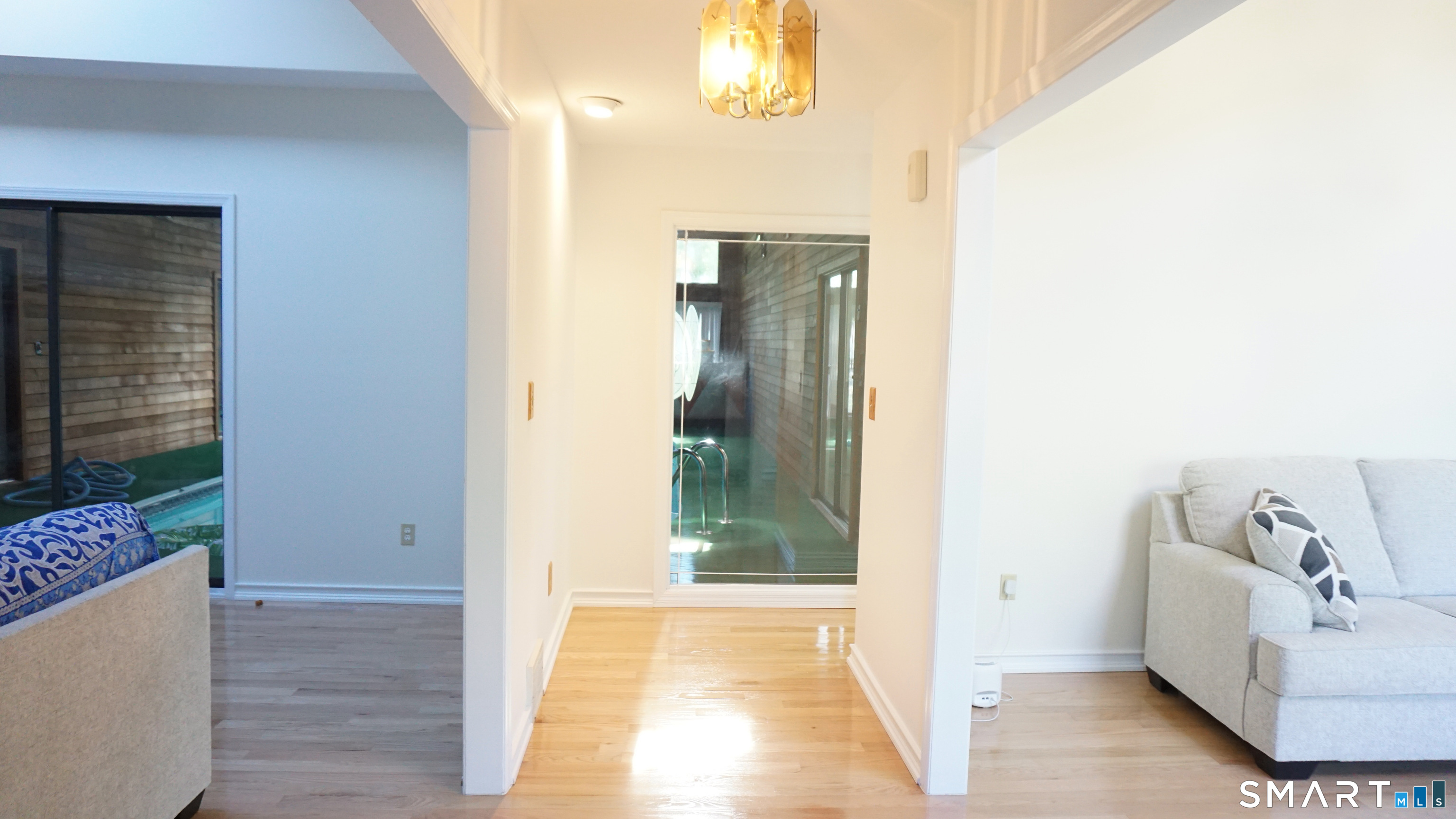 223 Sterling Road Trumbull, CT 06611 - Photo 11 of 27