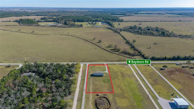 $199,000 | 4423 West Bayshore Road, Anahuac, TX 77514