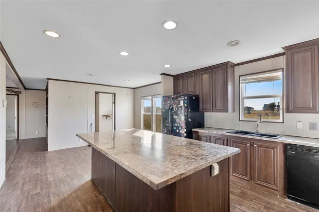 $199,000 | 4423 West Bayshore Road, Anahuac, TX 77514