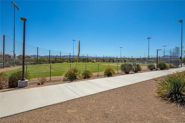 $2,300 | 1068 Crescent Falls Street, Henderson, NV 89011