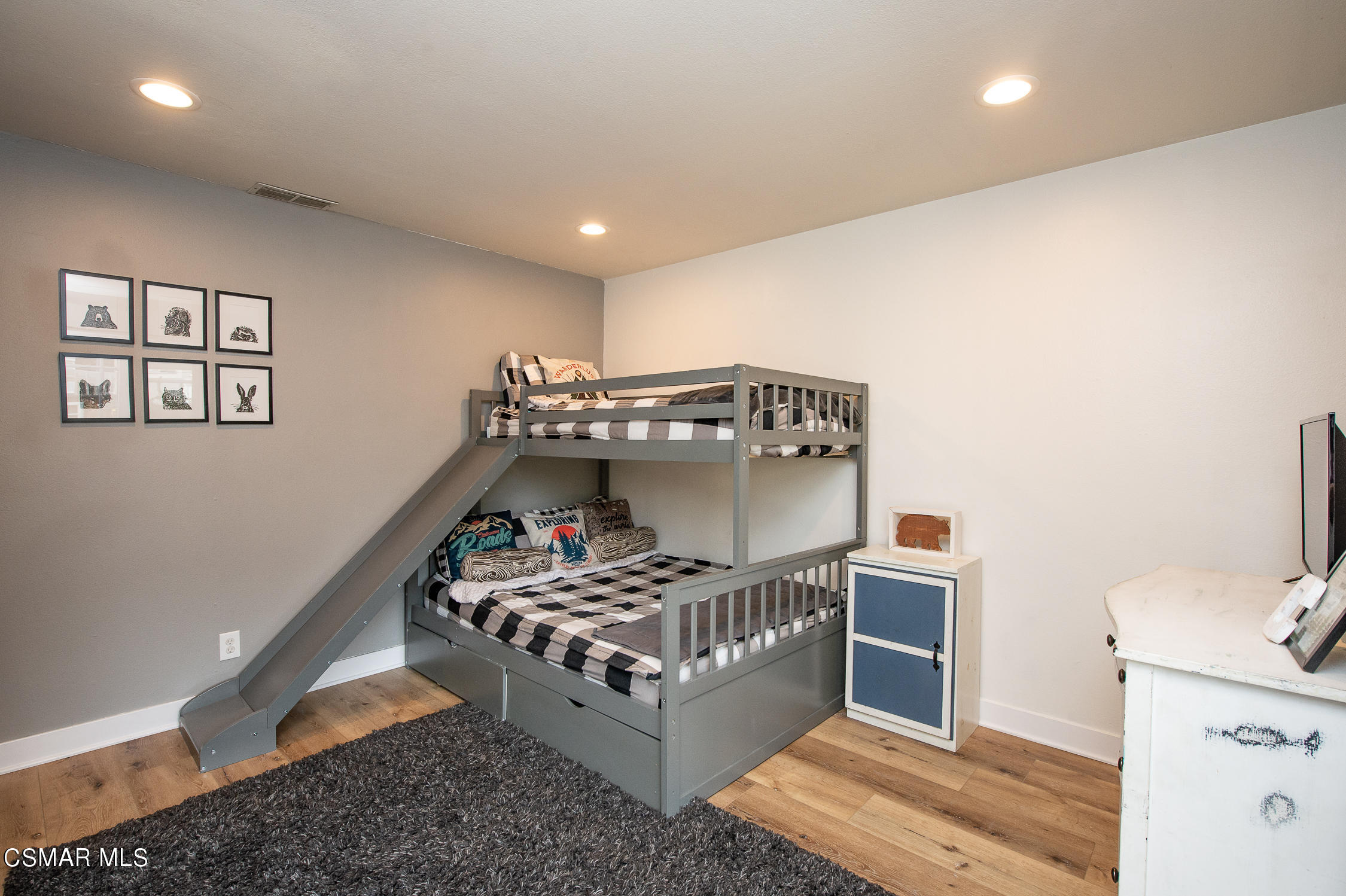 167 Brook Road Newbury Park, CA 91320 - Photo 18 of 30 a bedroom with furniture and window