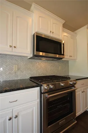 $511,540 | 9431 North Belton Avenue, Kansas City, MO 64154