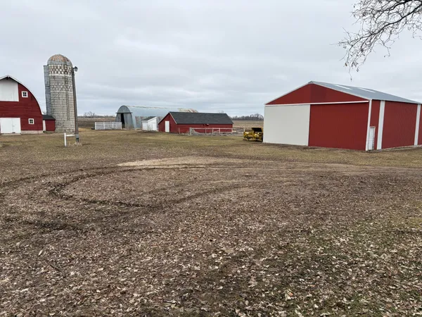 $2,856,000 | 2075 80th Street Southwest, Montevideo, MN 56265
