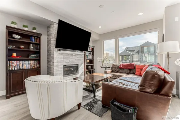 $889,000 | 6984 East 1st Avenue, Denver, CO 80230