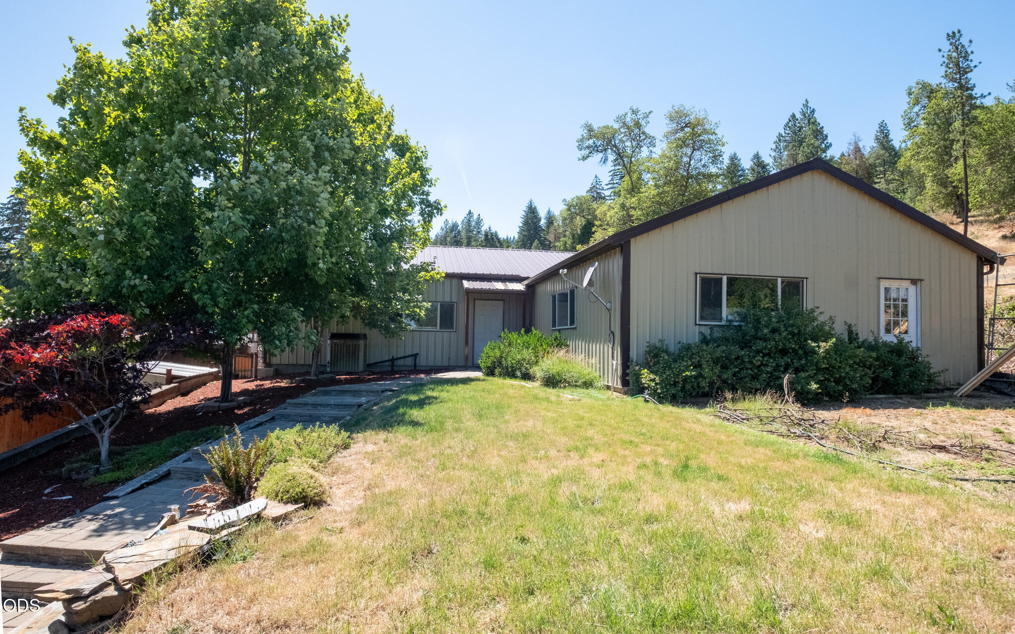 1329 Larson Road Roseburg, OR 97471 - Photo 40 of 65