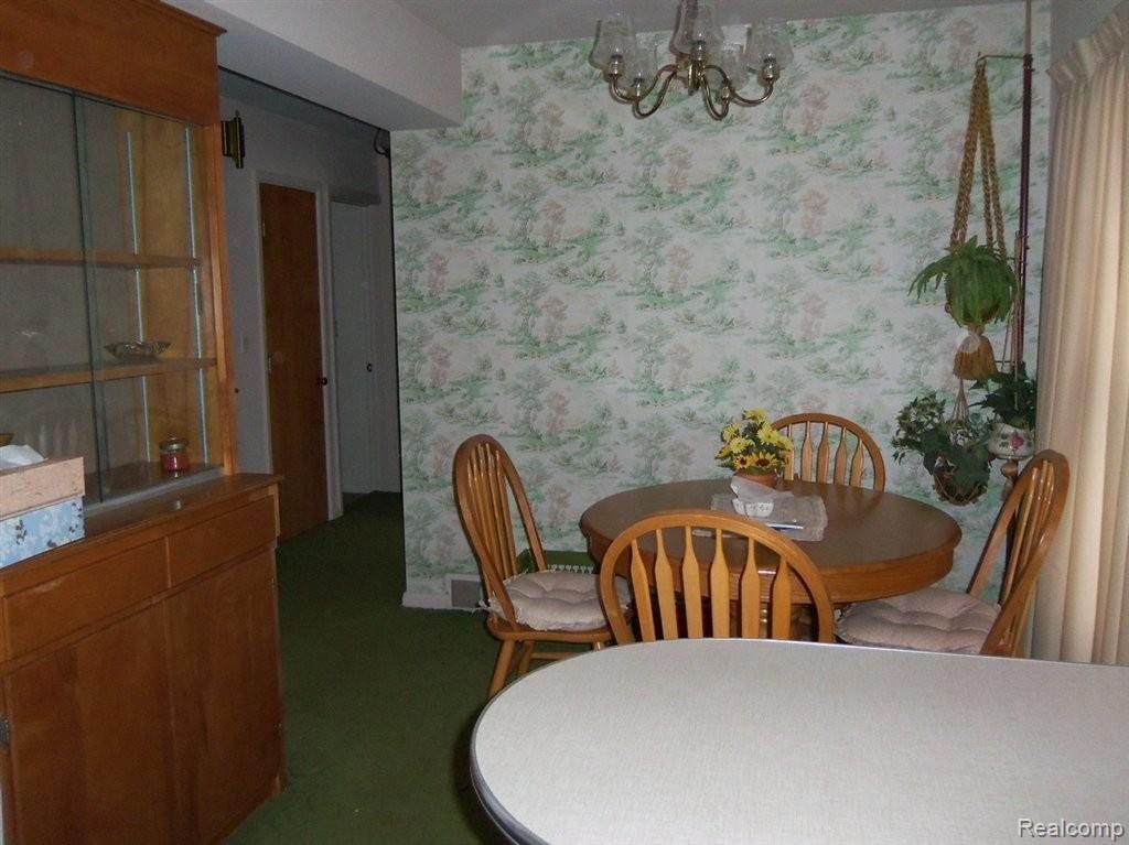 1736 North Lapeer Road Lapeer, MI 48446 - Photo 9 of 17 100_4290.jpg