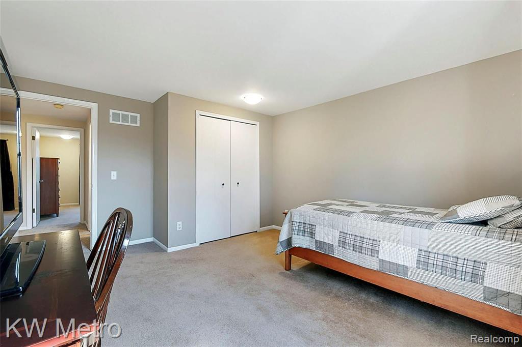1722 Snowden Circle Rochester Hills, MI 48306 - Photo 28 of 39