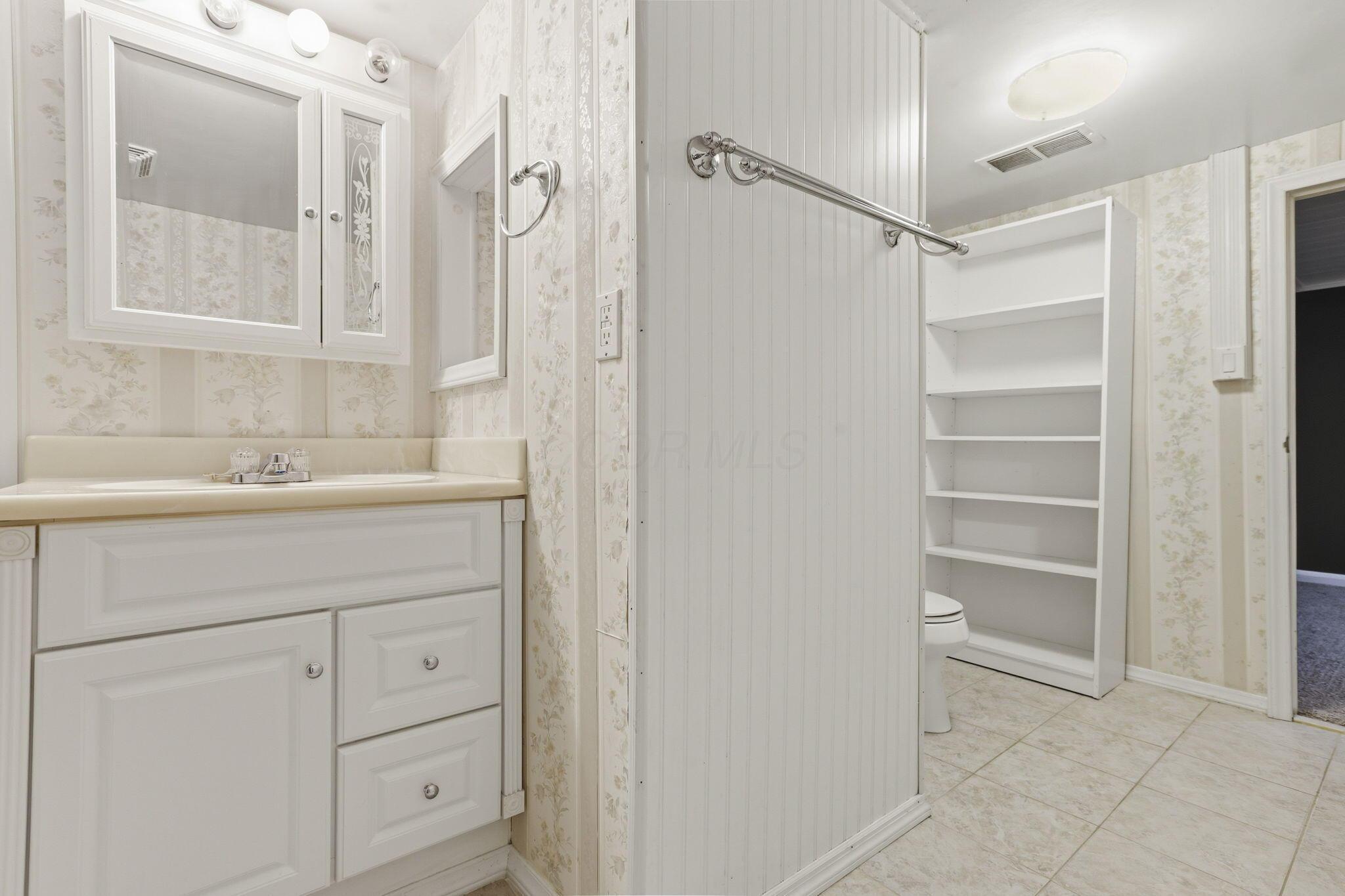 229 Heath Road Heath, OH 43056 - Photo 27 of 35 Basement Full Bathroom