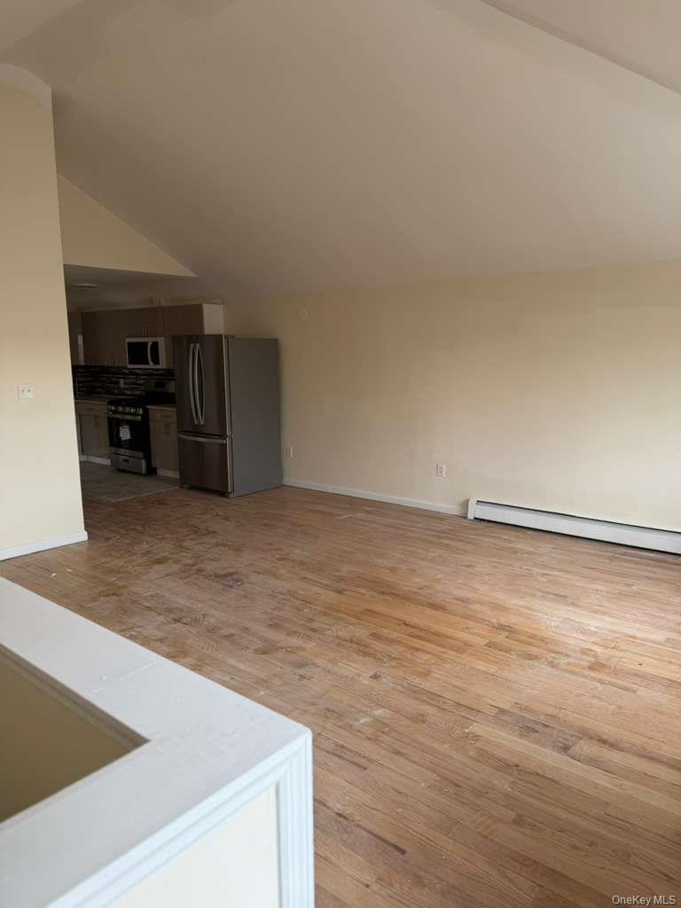 14547 224th Street Queens, NY 11413 - Photo 4 of 10