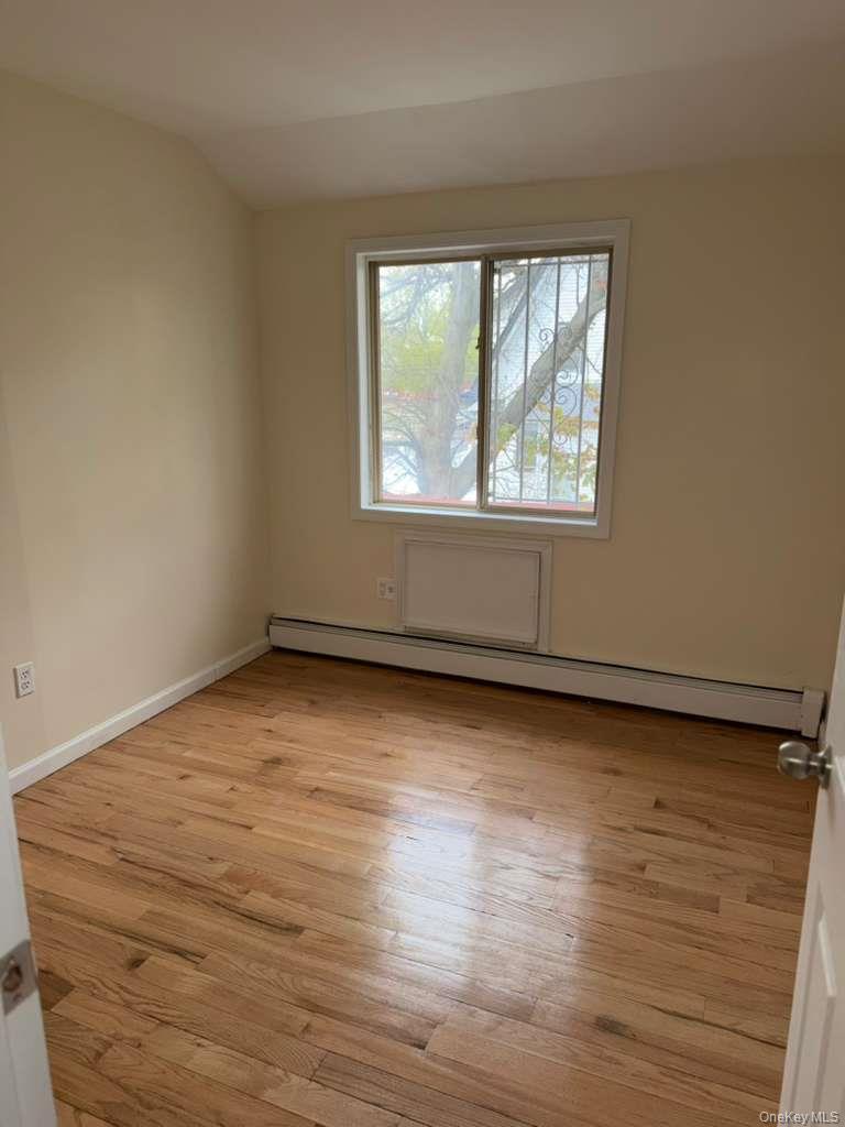 14547 224th Street Queens, NY 11413 - Photo 7 of 10
