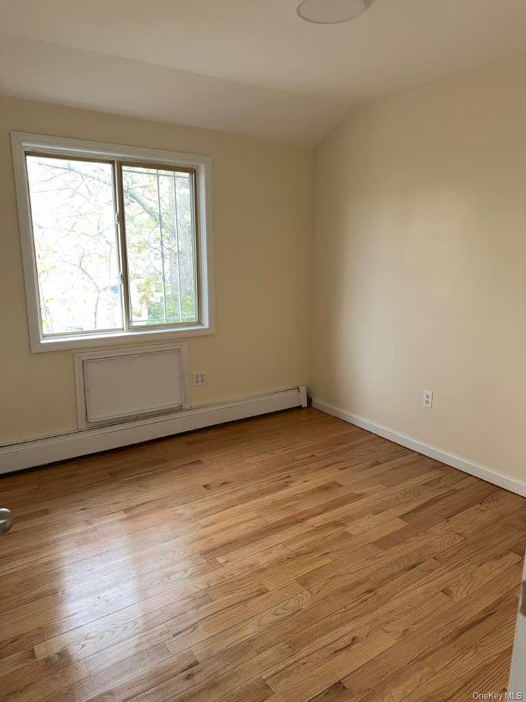 14547 224th Street Queens, NY 11413 - Photo 8 of 10