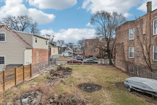 $135,000 | 1028 North Hamlin Avenue, Chicago, IL 60651