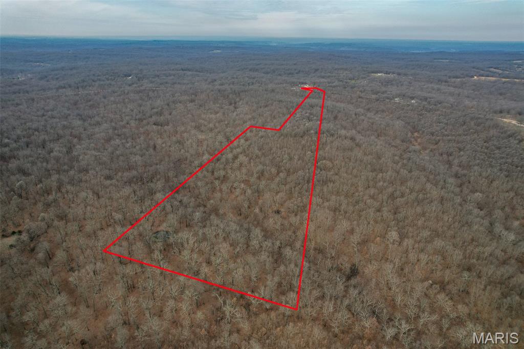 13071 Industry Road Lebanon, MO 65536 - Photo 2 of 12