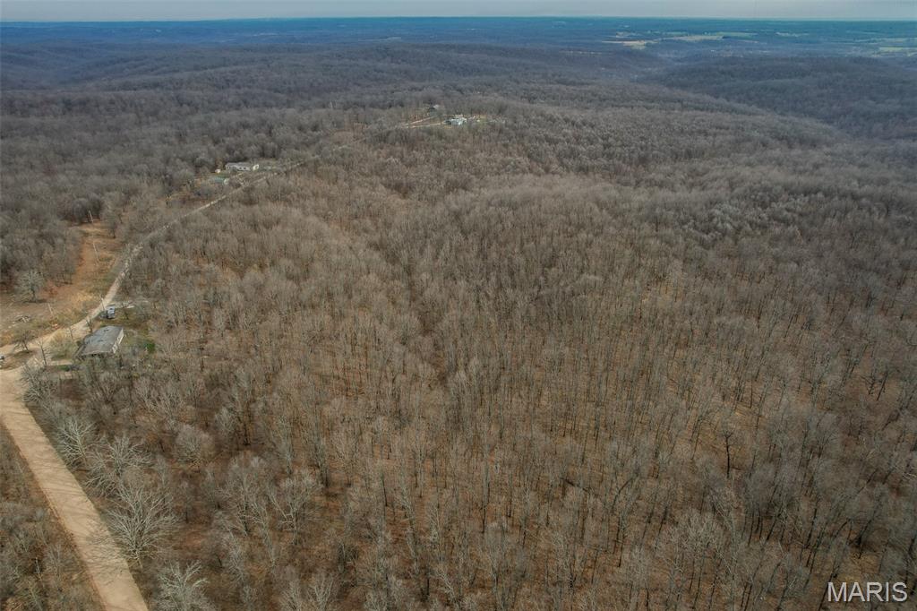 13071 Industry Road Lebanon, MO 65536 - Photo 8 of 12