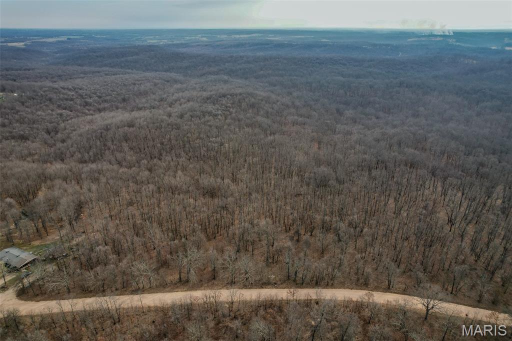 13071 Industry Road Lebanon, MO 65536 - Photo 9 of 12