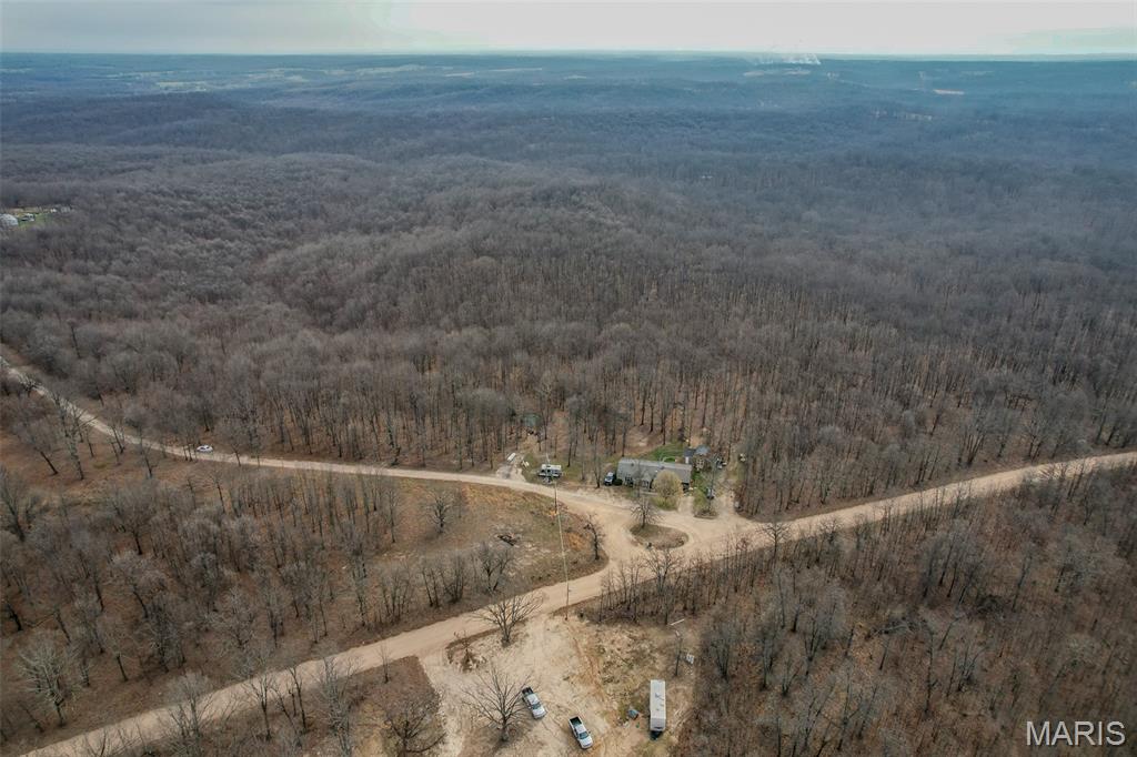 13071 Industry Road Lebanon, MO 65536 - Photo 10 of 12