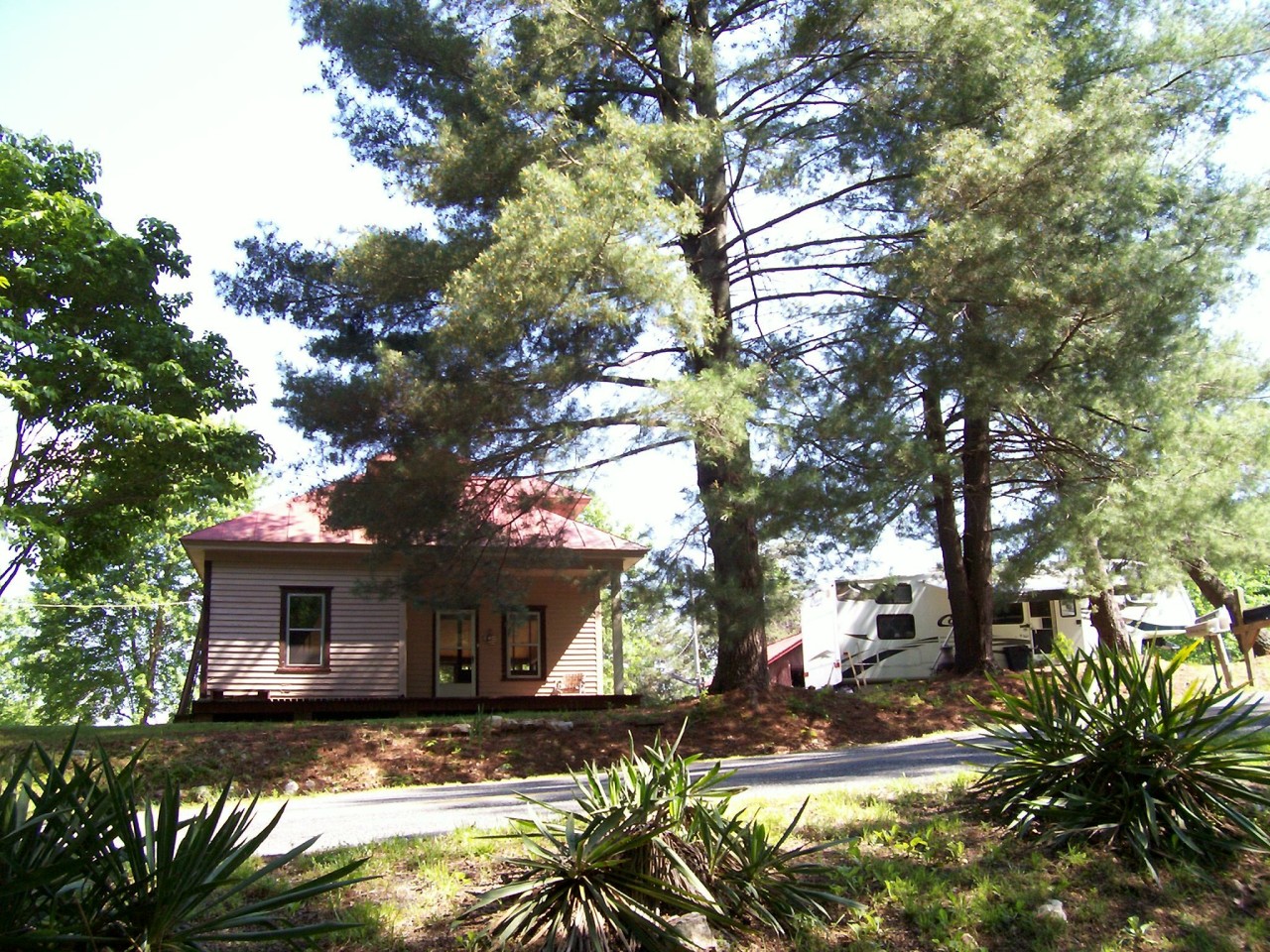 1216 Ellis Road Hardy, VA 24101 - Photo 2 of 19 Front View