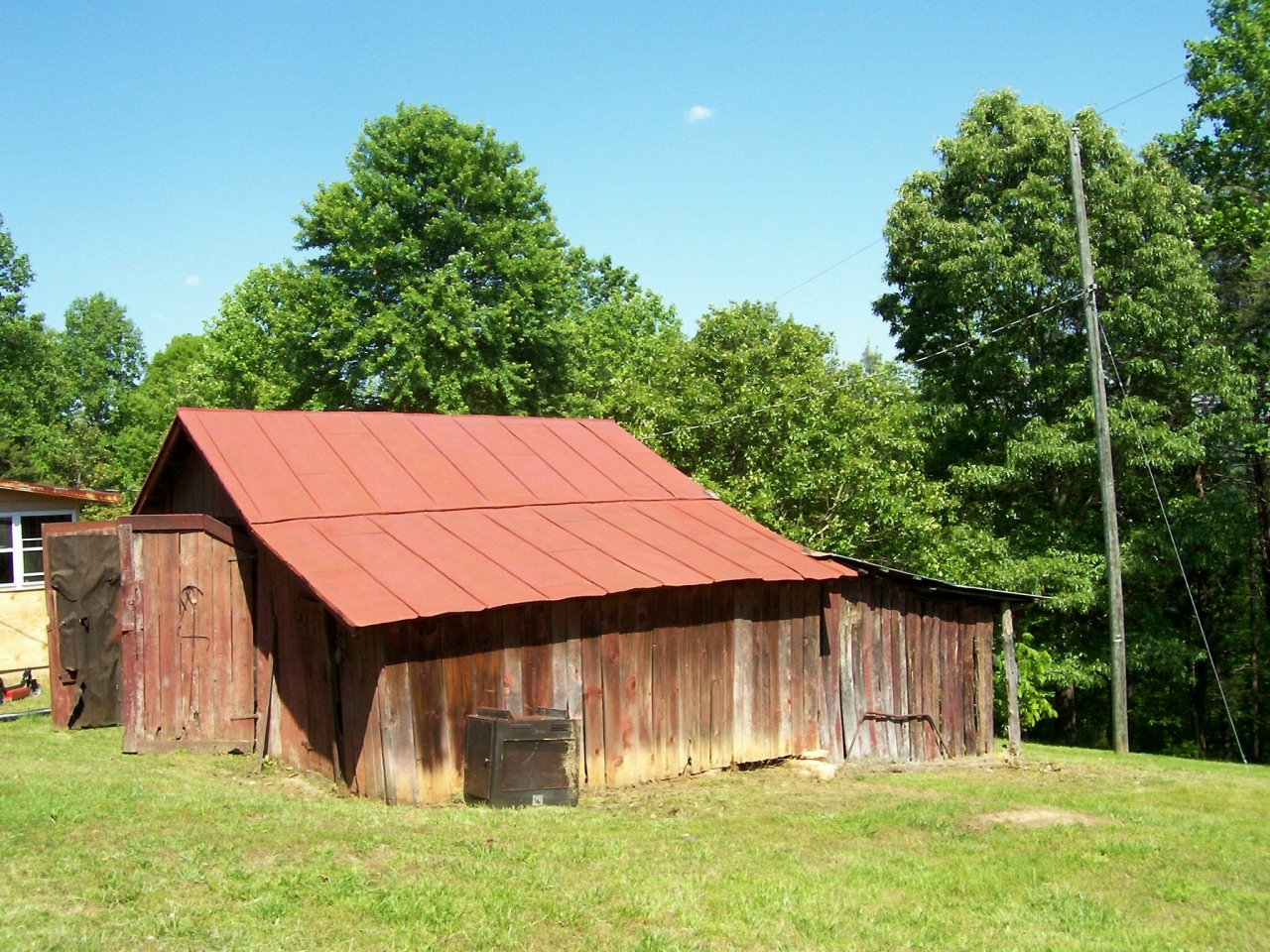 1216 Ellis Road Hardy, VA 24101 - Photo 19 of 19 Side of Shed