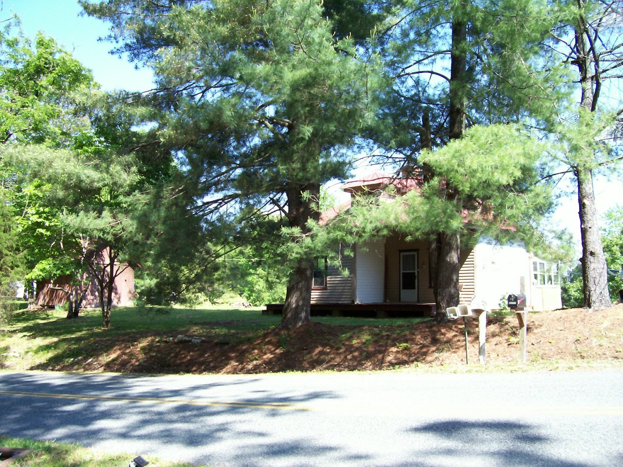1216 Ellis Road Hardy, VA 24101 - Photo 3 of 19 Front and Side View