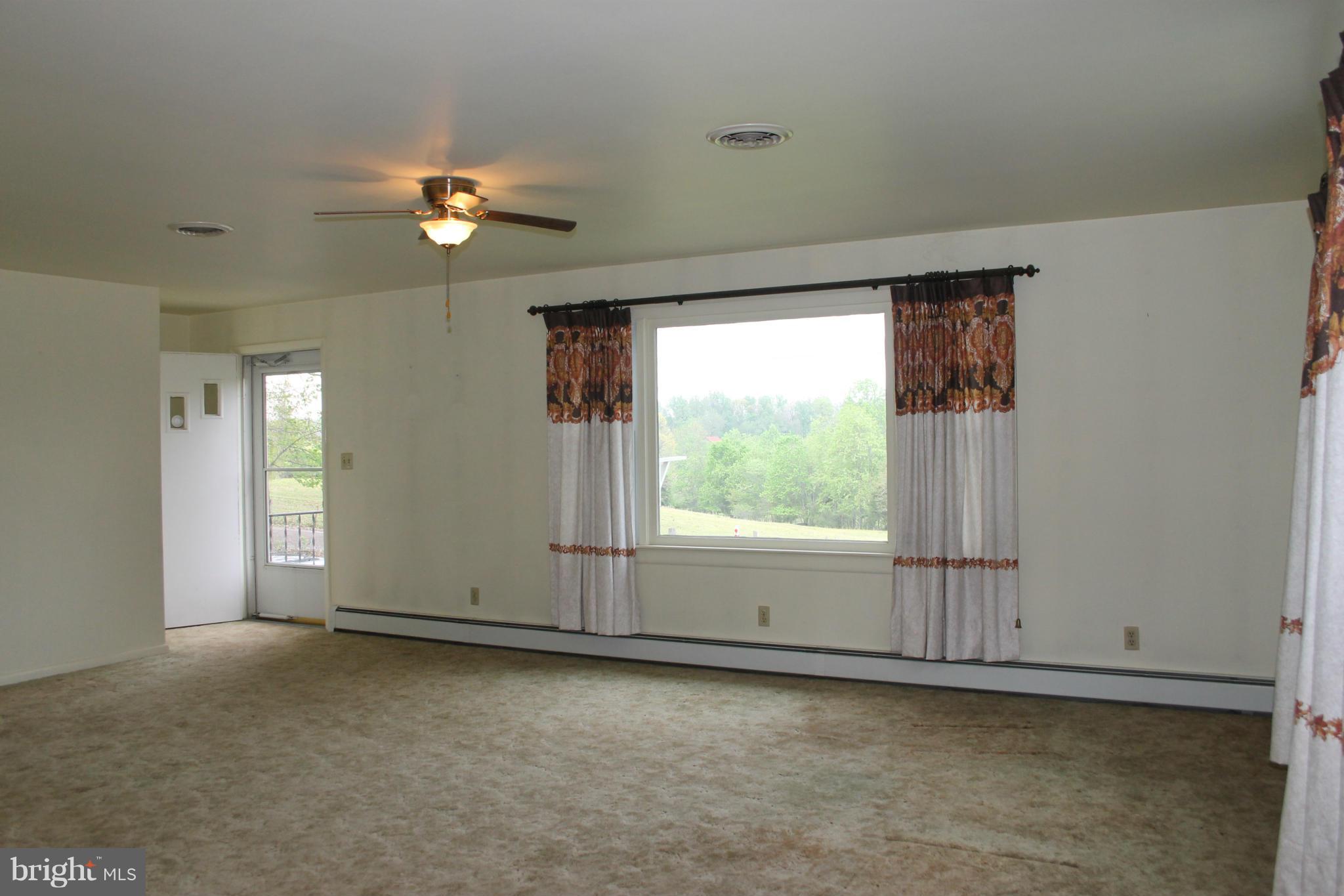 16116 Sheads Mountain Road Rixeyville, VA 22737 - Photo 5 of 26 Living Room
