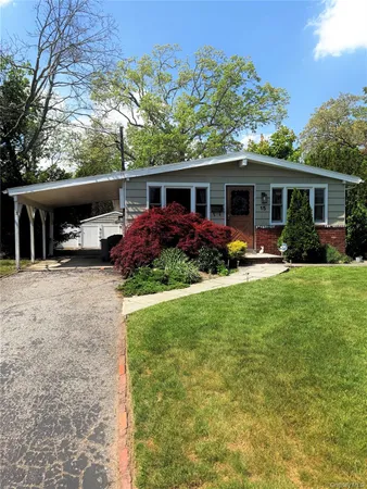 $615,000 | 15 Maple Street, West Babylon, NY 11704