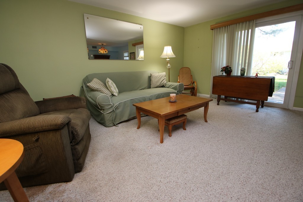 14 Beal's Cove Road, Unit G Hingham, MA 02043 - Photo 4 of 25 Gallery Image 4