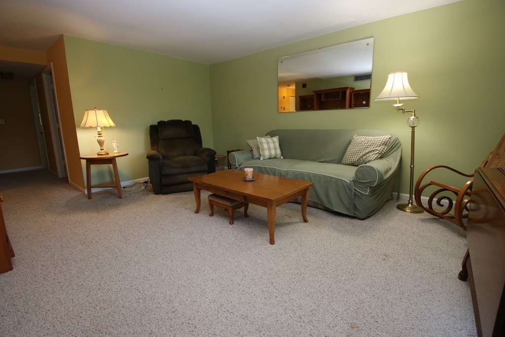 14 Beal's Cove Road, Unit G Hingham, MA 02043 - Photo 5 of 25 Gallery Image 5