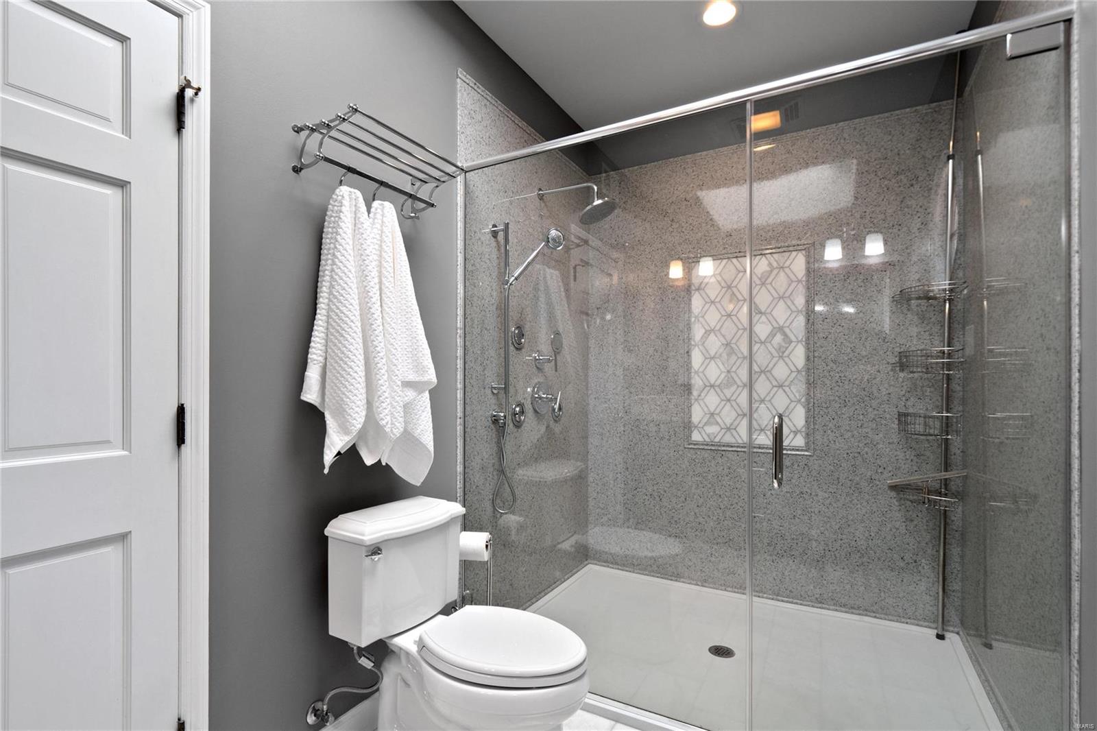 150 Dielman Road St. Louis, MO 63124 - Photo 21 of 46