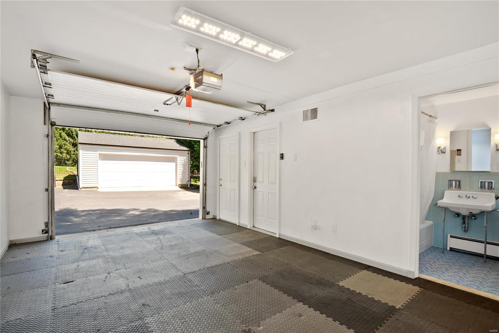 150 Dielman Road St. Louis, MO 63124 - Photo 30 of 46