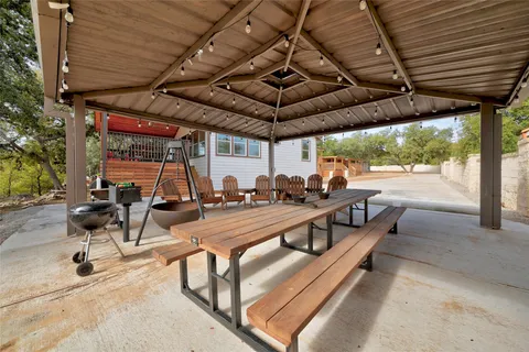 $1,325,000 | Undisclosed Address, Spicewood, TX 78669