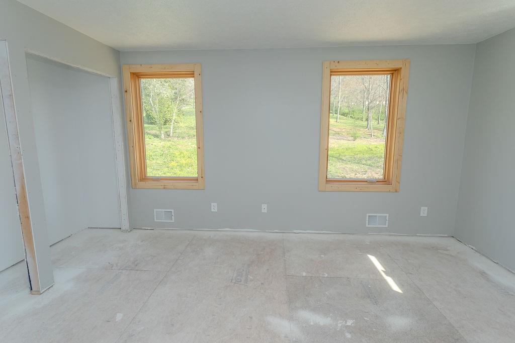 391 Sarvest Road Addison, PA 15411 - Photo 31 of 33 an empty room with windows