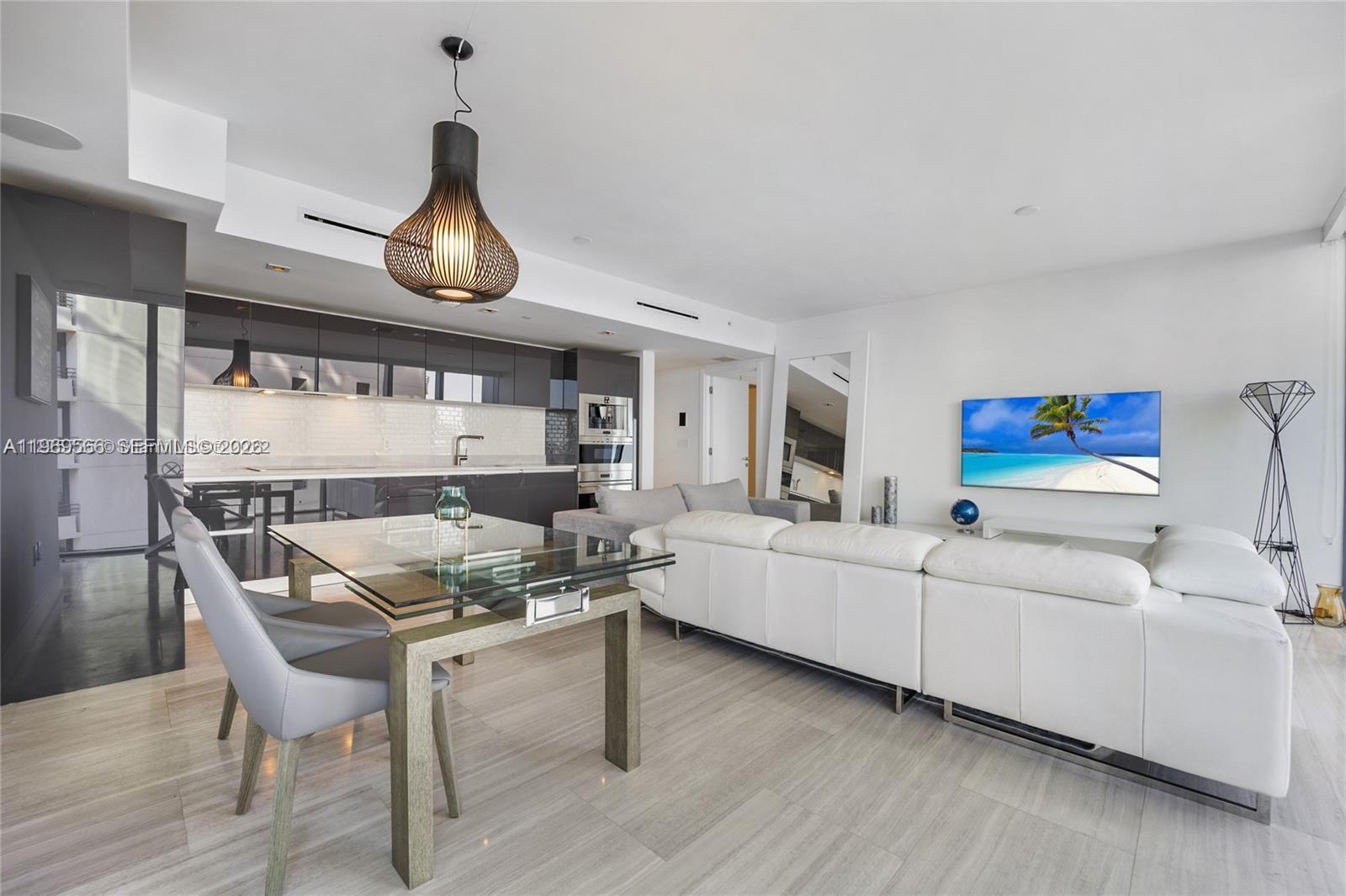 1451 Brickell Avenue, Unit 1003 Miami, FL 33131 - Photo 4 of 13