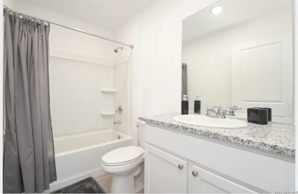 $1,800 | 10203 Asta Trail, San Antonio, TX 78224