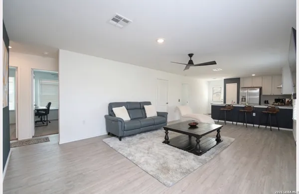 $1,800 | 10203 Asta Trail, San Antonio, TX 78224