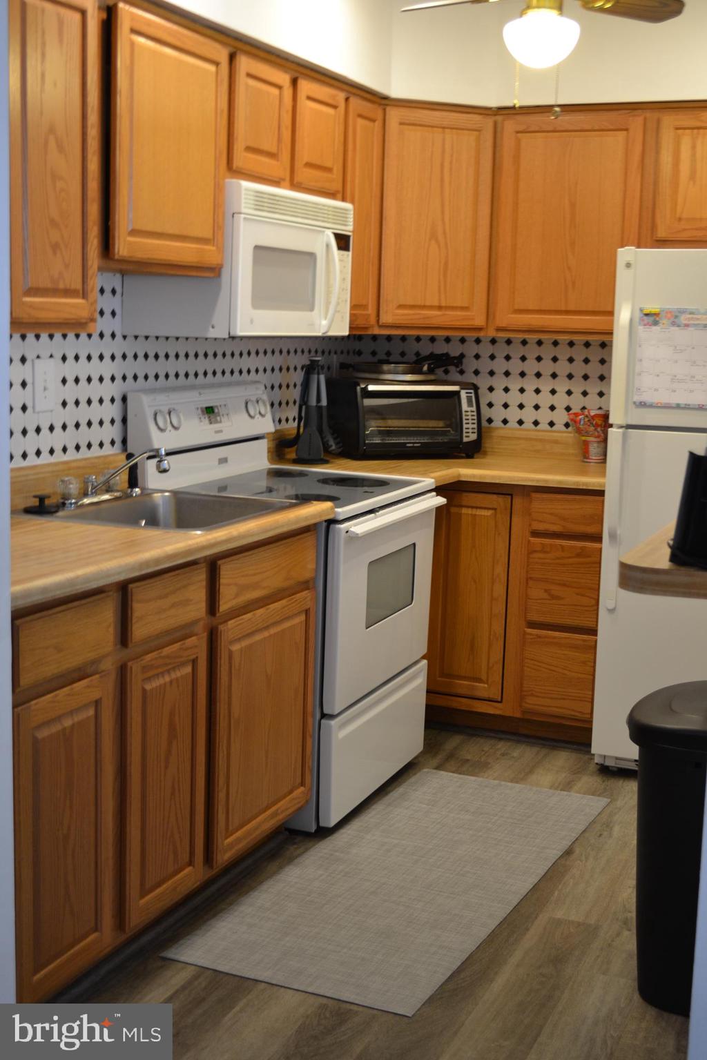 224 Pennell Road, Unit H9 Media, PA 19063 - Photo 21 of 40