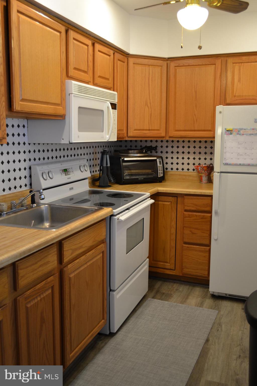 224 Pennell Road, Unit H9 Media, PA 19063 - Photo 25 of 40