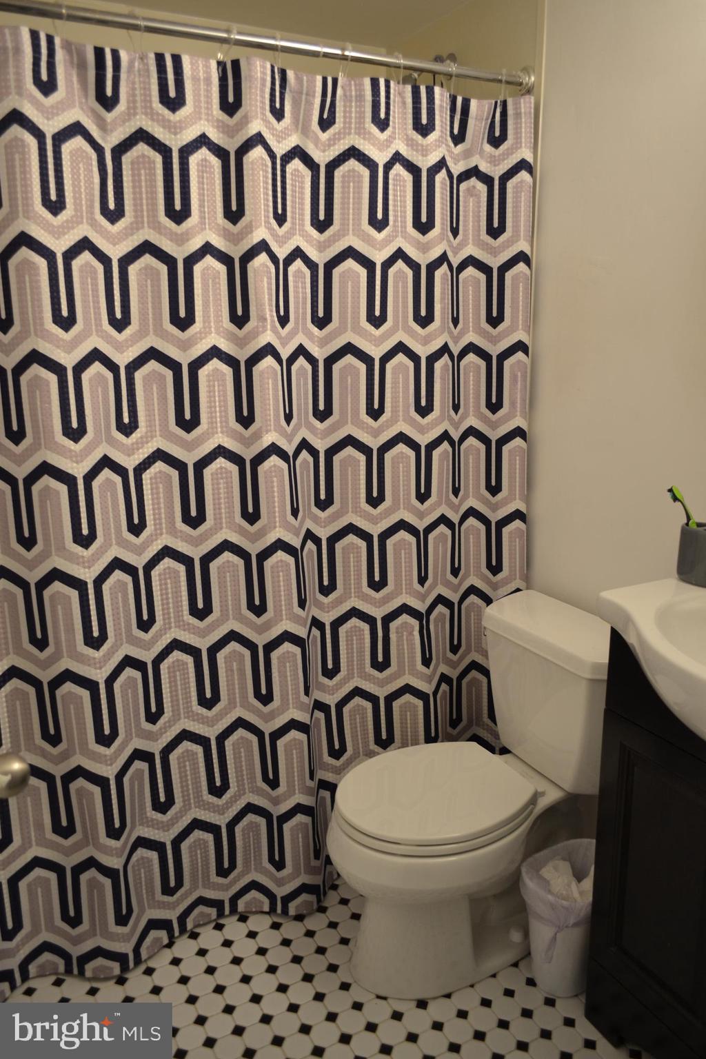 224 Pennell Road, Unit H9 Media, PA 19063 - Photo 35 of 40