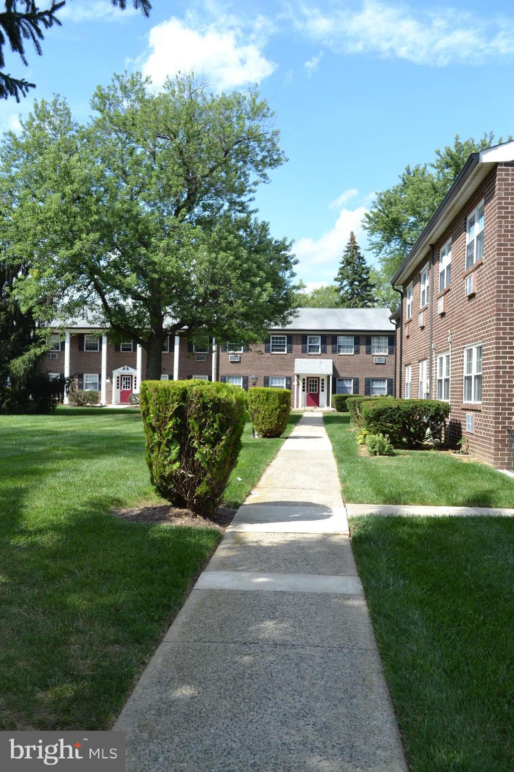 224 Pennell Road, Unit H9 Media, PA 19063 - Photo 5 of 40