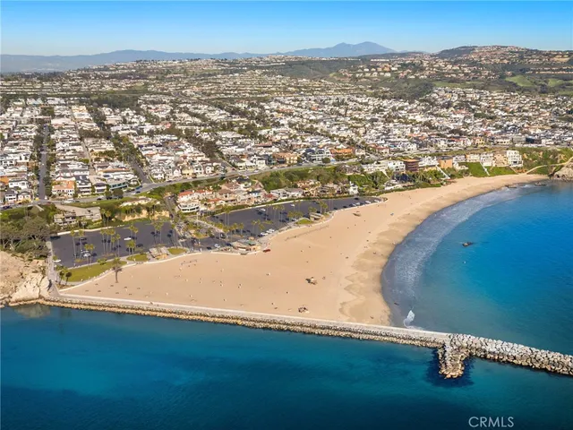 $2,350,000 | 711 1/2 Marigold Avenue, Corona del Mar, CA 92625