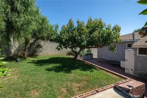 $1,590,000 | 7615 Kittyhawk Avenue, Los Angeles, CA 90045