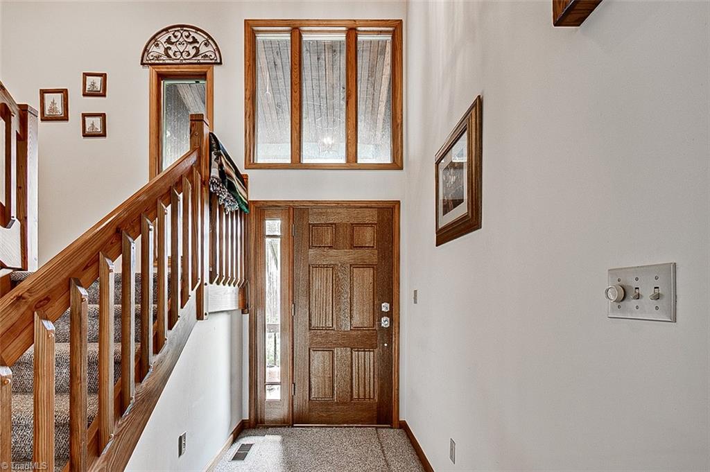 943 New Salem Road Randleman, NC 27317 - Photo 8 of 50 943 New Salem Rd Entry