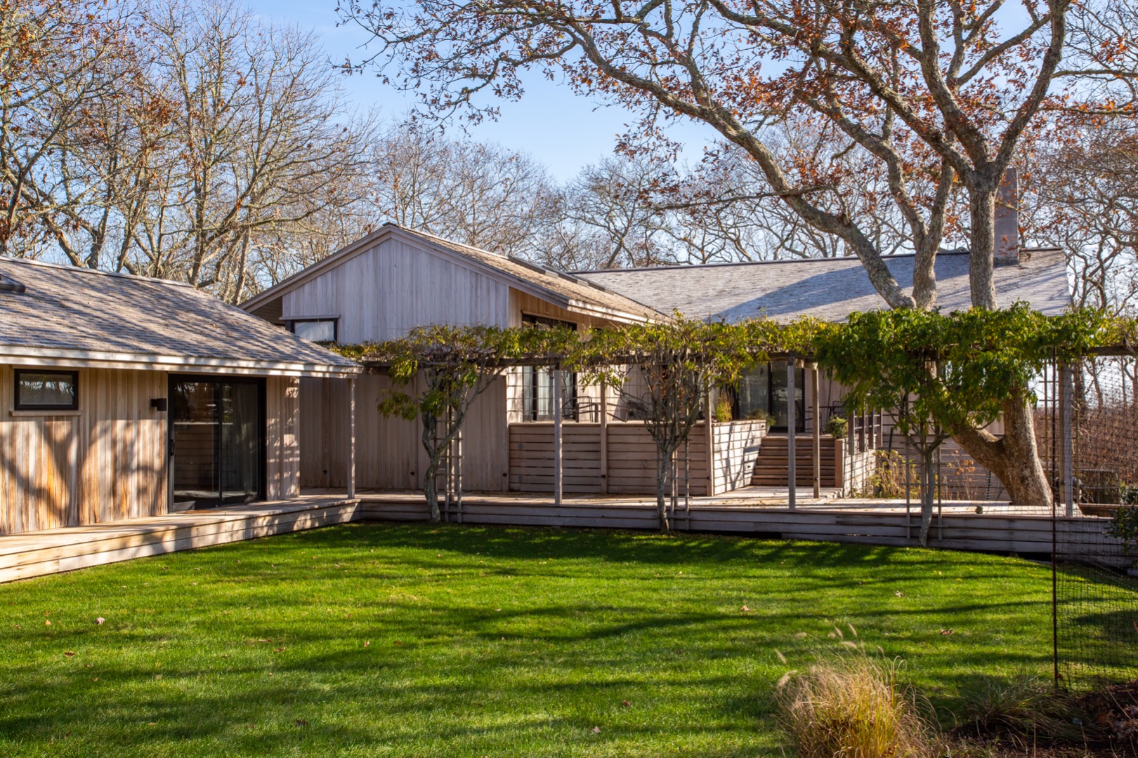 12 Jane's Cove Road Edgartown, MA 02539 - Photo 4 of 33 Gallery Image 4