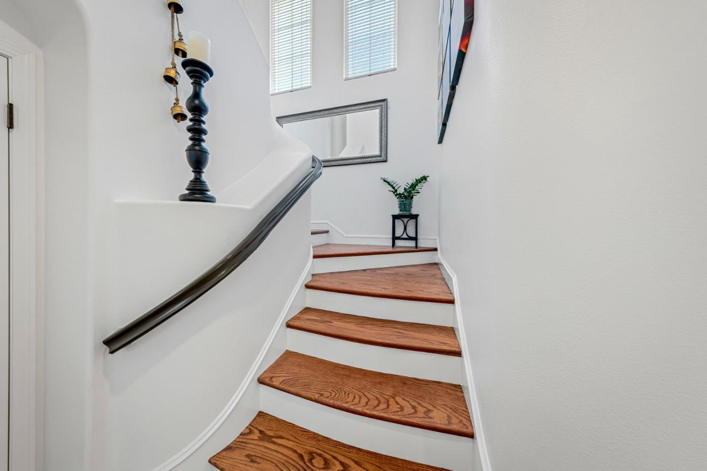 1913 St Andrews Circle Gilroy, CA 95020 - Photo 37 of 79 a view of entryway